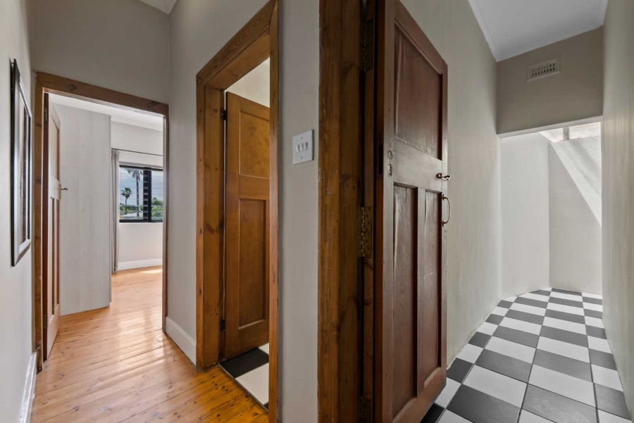 3 Bedroom Property for Sale in Gardens Western Cape